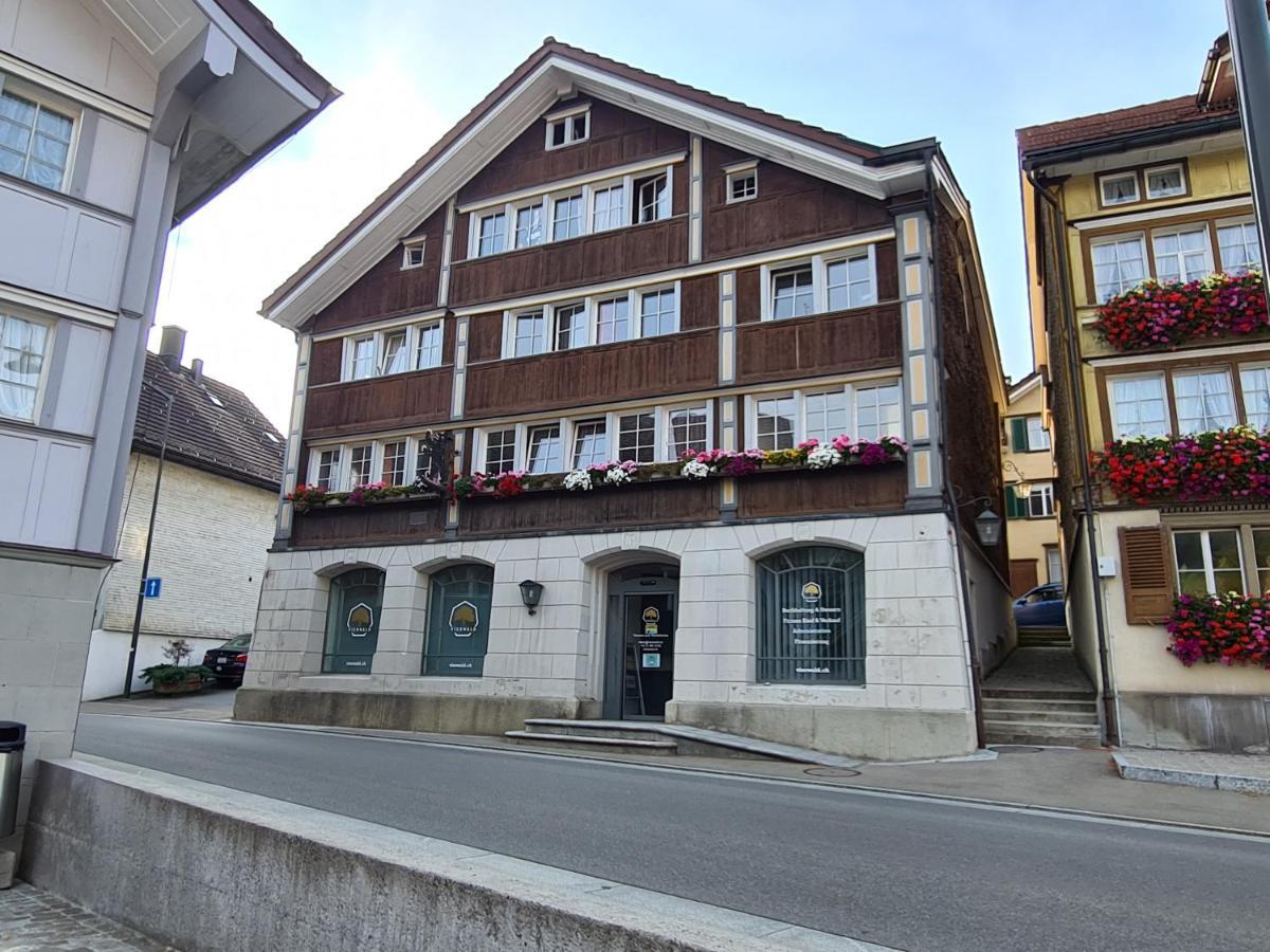 Backpacker Baeren Apartment Urnasch Bagian luar foto